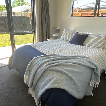 Central Retreat And Self Contained With Free Wifi كرومويل المظهر الخارجي الصورة